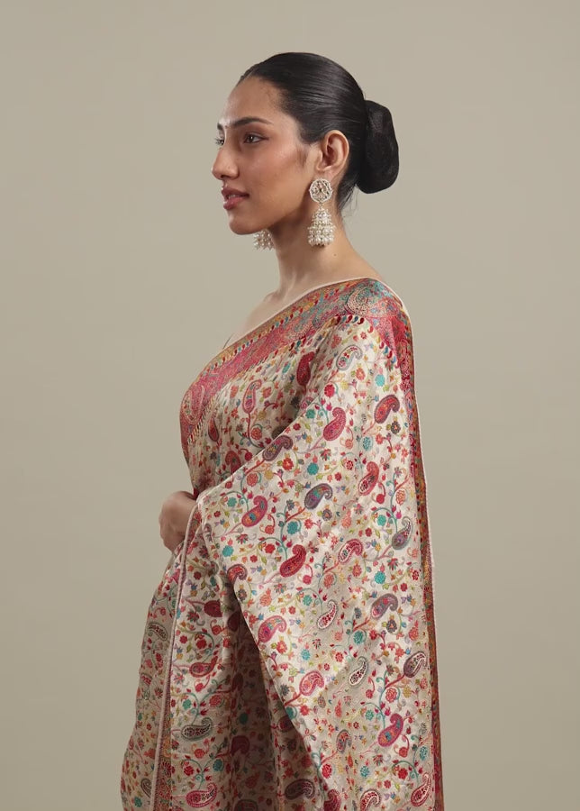 Cream White Floral Jaal Patterned Saree